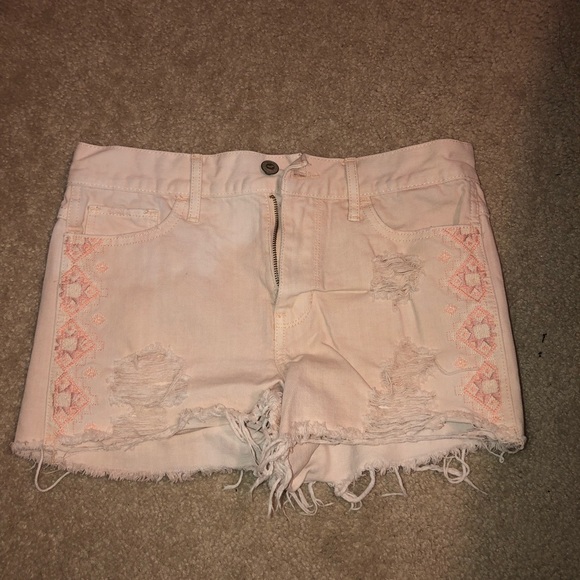 Shorts - Picture 1 of 2